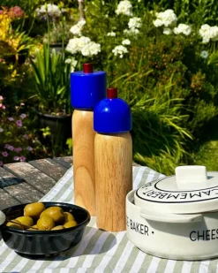Maegen - Salt or Pepper Grinder - Navy & Red Large | Chopping & Serving | Fun Things For The Kitchen