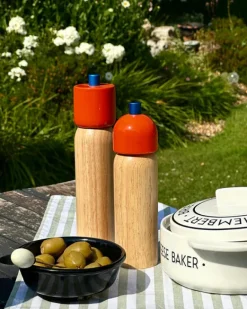 Maegen - Salt or Pepper Grinder - Orange & Blue Medium | Chopping & Serving | Fun Things For The Kitchen