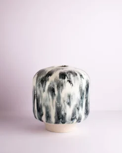 Studio Arhoj - Hana Vase - Ume Large 4 | Vases | Ceramics & Glass